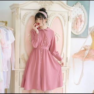 Designer brand vintage heart shape buttoned dress